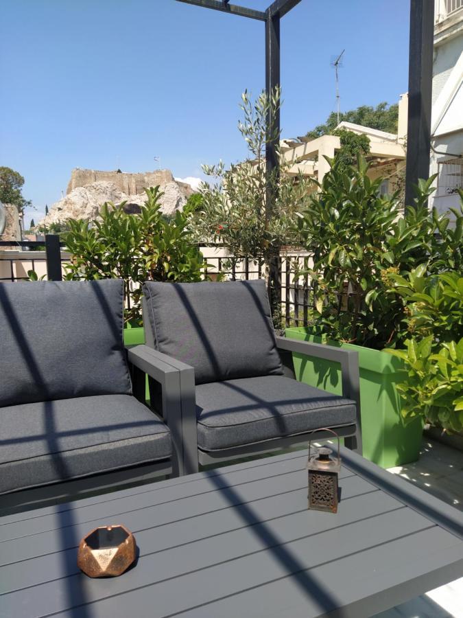 Elia * Athens