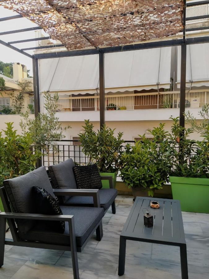 Elia Apartment *